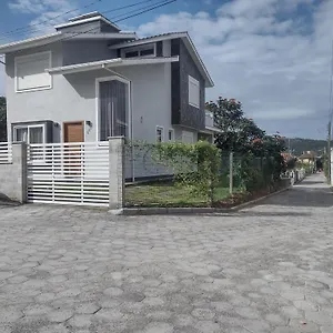 Casa Nova Confortável E Aconchegante Casa de Férias
